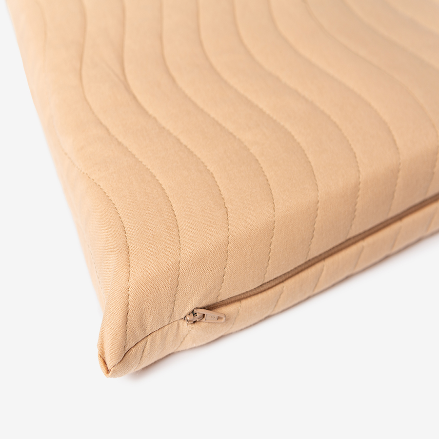 titin_nobodinoz_igralna podloga_blazina za tla_blazina za igranje_monaco_floor mattress_playmat_nude_pudrasta (5)_edited